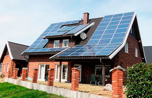 сонячні електричні панелі для дому фото
